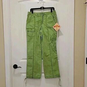 Caribbean Joe Cargo Lime Green Cotton Embroidered Detail Size 8P